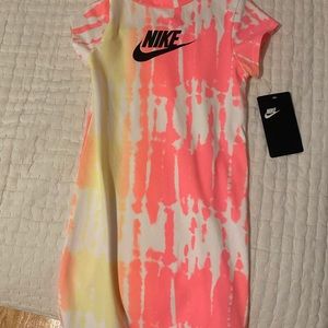 Nike girls dress size 5
